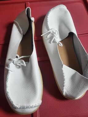 Owlkay Women’s White Leather Casual Moccasin Loafers Slip On Suze 8.5 - With Bag
